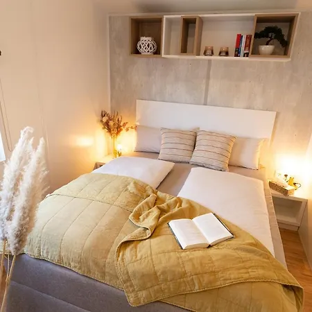 بيت للعطل Sehr Gemutliches Tiny House Vilseck